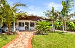 28 Marine Parade, Newell, Qld 4873