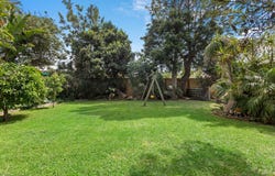 18 Elm Grove, Parkdale, Vic 3195