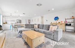 21 Pump House Crescent, Clyde, Vic 3978