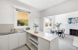 2/23 Clarke Street, Prahran, Vic 3181