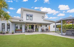1/7 Hans Boysen Drive, Mudjimba, Qld 4564