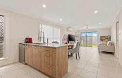 3 Macintyre Street, Holmview, Qld 4207