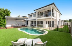 10 Holland Place, Carindale, Qld 4152