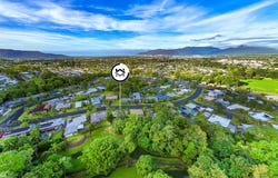 19 Hadrian Avenue, Mooroobool, Qld 4870
