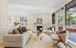 81 Hawthorn Road, Forest Hill, Vic 3131