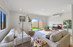 20 Spindle Street, Clyde North, Vic 3978