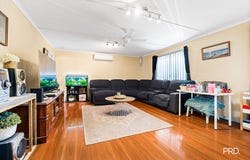 9 Dobell Circuit, St Clair, NSW 2759