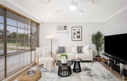 19 Toomey Crescent, Quakers Hill, NSW 2763