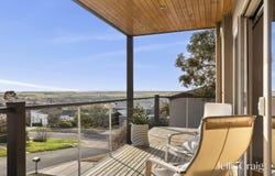 2 Greenwich Grange, Highton, Vic 3216