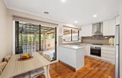 2B Grandvalley Drive, Chirnside Park, Vic 3116