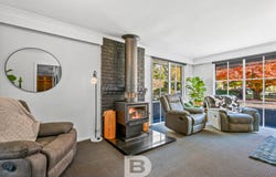 56 Henshalls Road, Woodend, Vic 3442