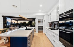 24 Pine Street, Bulimba, Qld 4171