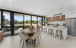 16 Maraboo Loop, North Coogee, WA 6163