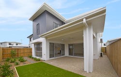 11 Triumph Street, Birtinya, Qld 4575