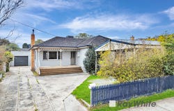 8 Alexander Street, Hallam, Vic 3803