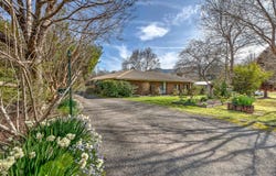 1 Houghs Lane, Bright, Vic 3741