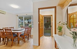 7 Caliente Crescent, Macquarie Hills, NSW 2285