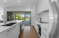 38 Jeff Collins Circuit, Bellbird Park, Qld 4300