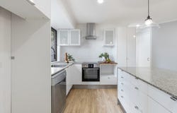 2/9 Elm Court, Labrador, Qld 4215