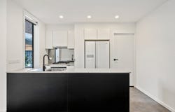 8 Ocean Beach Drive, Shellharbour, NSW 2529