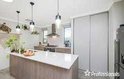 2 Ardrossan Loop, Kingsley, WA 6026