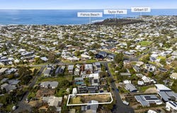 8 Centre Court, Torquay, Vic 3228