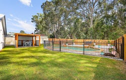9 Newbury Crescent, Lawnton, Qld 4501
