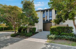 21/126 Marina Quays Boulevard, Hope Island, Qld 4212