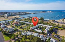 12/14 Lyons Cove, Bunbury, WA 6230