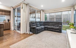 14 Moss Street, Greenbank, Qld 4124