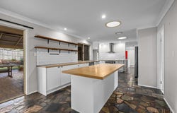 10 Hanlon Court, Collingwood Park, Qld 4301
