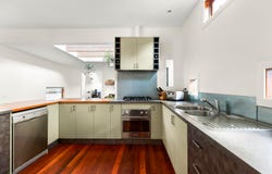 2/55 The Esplanade, Maribyrnong, Vic 3032