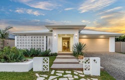 4 Lindwall Avenue, Pottsville, NSW 2489