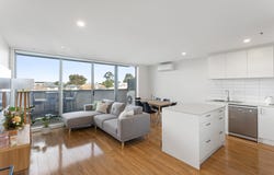 102/450 Bell Street, Preston, Vic 3072