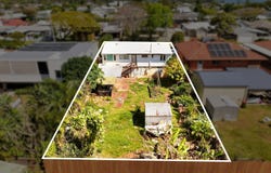 78 Arthur Street, Woody Point, Qld 4019