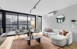2 Carrick Lane, Strathmore, Vic 3041