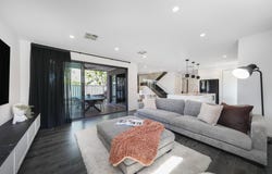12 Bianca Crescent, Greenvale, Vic 3059