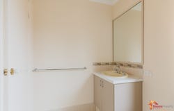 11 Bampton Road, Orelia, WA 6167
