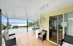 10 MAWARRA Street, Macleay Island, Qld 4184