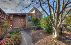 17 Toorak Road, Bright, Vic 3741