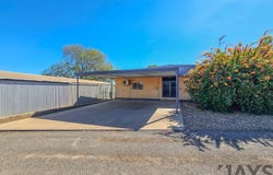 5 Richardson Road, Mount Isa, Qld 4825