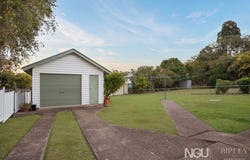 19 Dorothy Street, Silkstone, Qld 4304