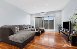 42 Nobel Banks Drive, Cairnlea, Vic 3023