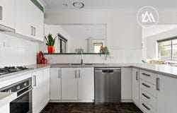 28 Milford Crescent, Frankston, Vic 3199