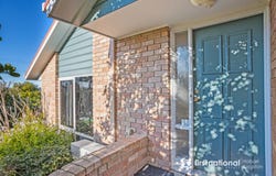2 Hampton Court, Blackmans Bay, Tas 7052