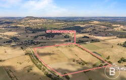 277 Navigators Road, Navigators, Vic 3352