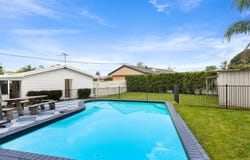 24 Lowry Street, Slacks Creek, Qld 4127