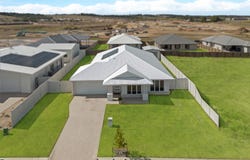 20 Cardamon Avenue, Nikenbah, Qld 4655