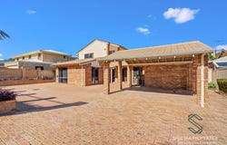 90 Davy Street, Booragoon, WA 6154