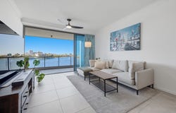 1209/397 Christine Avenue, Varsity Lakes, Qld 4227